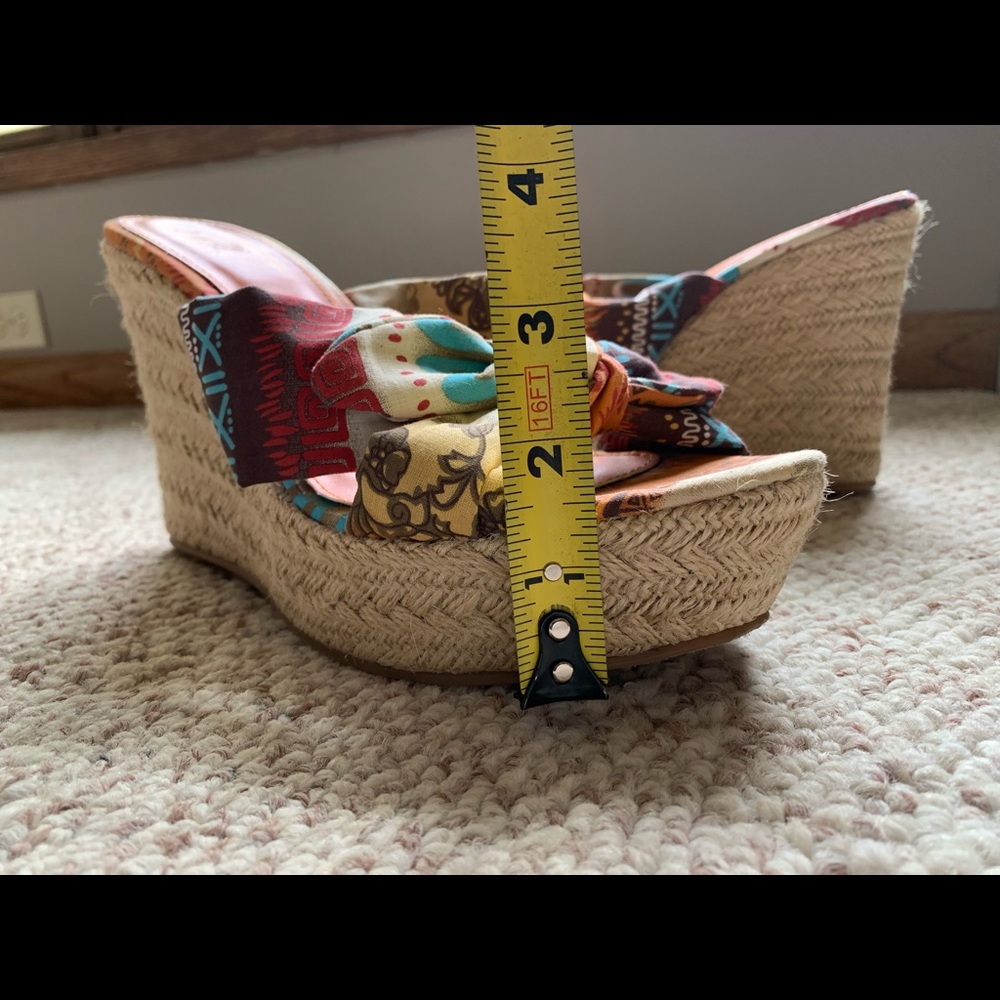 MIA Women’s Sandals NWOT - Picture 6 of 7